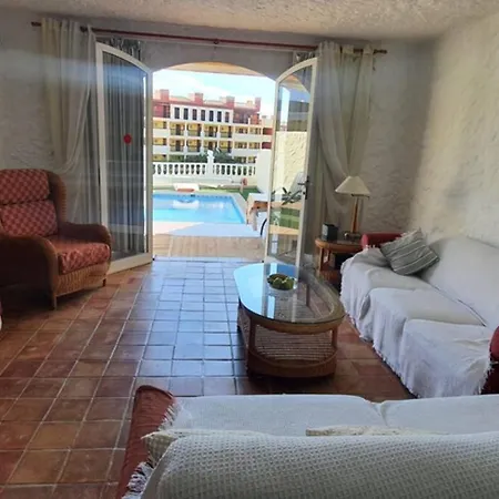 Hébergement de vacances Beautiful In Playa Paraiso With Pool And Sunset View *