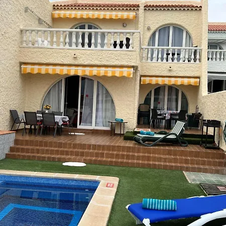 Hébergement de vacances Beautiful In Playa Paraiso With Pool And Sunset View *