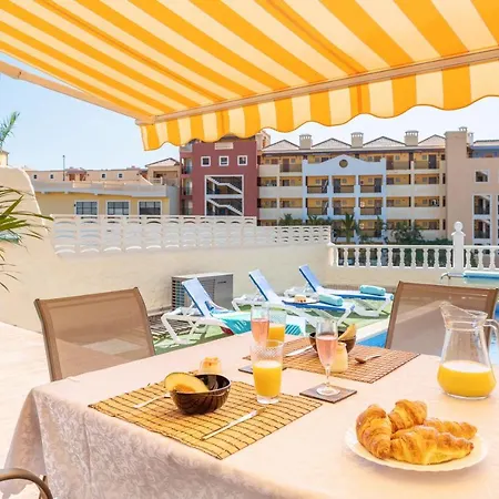Beautiful In Playa Paraiso With Pool And Sunset View Hébergement de vacances Costa Adeje (Tenerife)